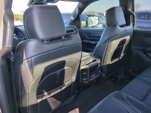 Used 2022 RAM 1500 Limited image 10