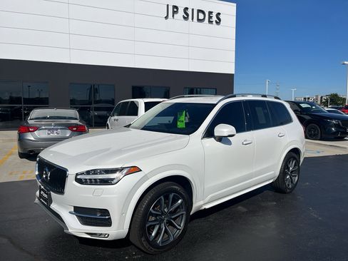 Used 2016 Volvo XC90 T6 Momentum w/ Momentum Plus Package AWD/4WD image 1