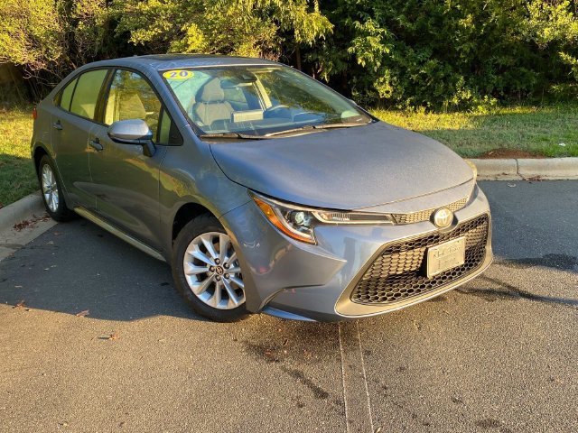 Used 2020 Toyota Corolla LE w/ LE Premium Package FWD image 1