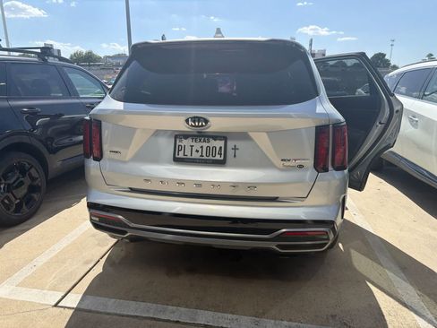 Used 2021 Kia Sorento EX AWD/4WD image 5