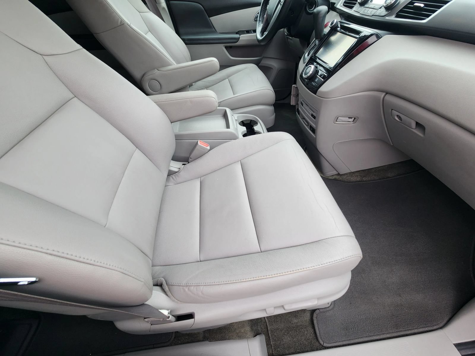Used 2014 Honda Odyssey EX-L image 18