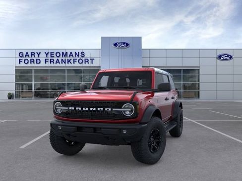 New 2026 Ford Bronco Outer Banks w/ Sasquatch Package AWD/4WD image 2