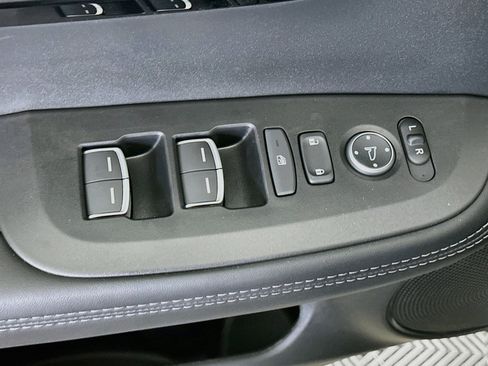 Used 2025 Acura ADX FWD image 15