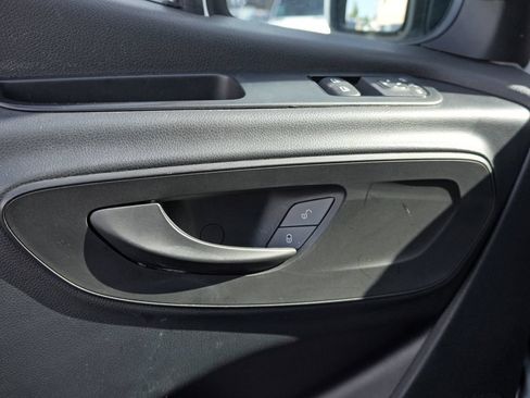 Used 2020 Mercedes-Benz Sprinter 2500 image 9