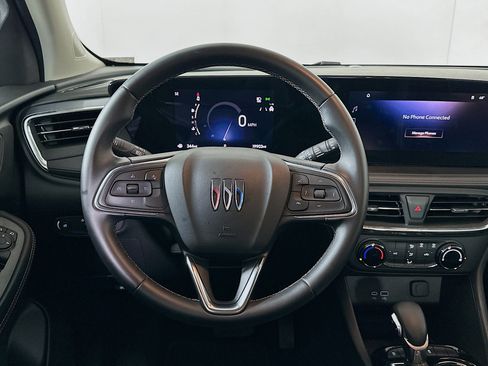 Used 2025 Buick Encore GX Preferred image 18