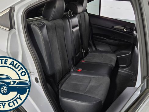 Used 2023 Mitsubishi Eclipse Cross SE image 33