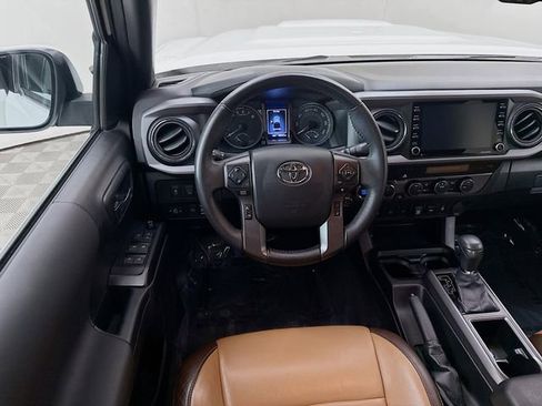 Used 2023 Toyota Tacoma TRD Sport w/ Advanced Technology Package image 20