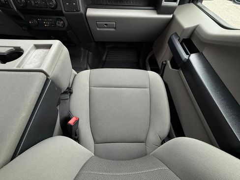 Used 2022 Ford F350 XL image 25