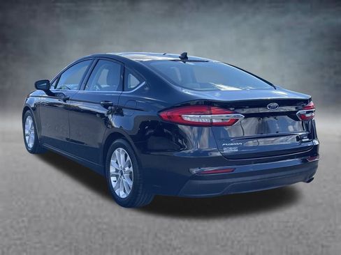 Used 2019 Ford Fusion SE image 19