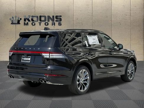 New 2026 Lincoln Aviator AWD image 5