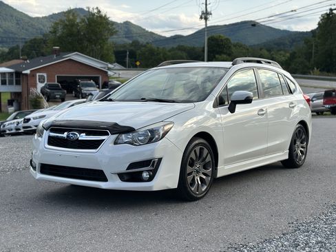 Used 2015 Subaru Impreza 2.0i Sport Premium w/ Popular Package #1 AWD/4WD image 7