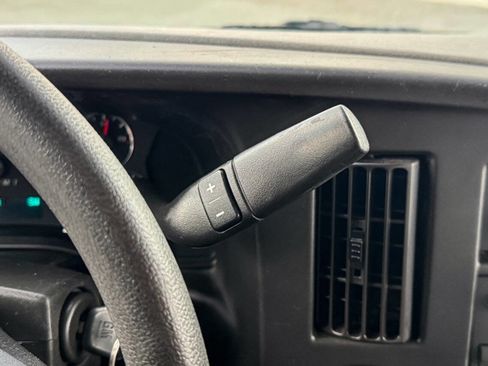 Used 2017 Chevrolet Express 2500 image 26