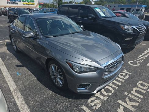 Used 2021 INFINITI Q50 Luxe AWD/4WD image 3