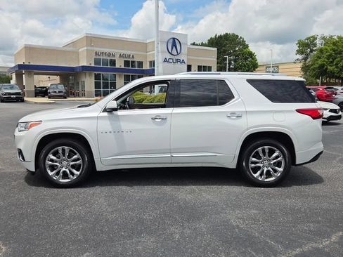 Used 2021 Chevrolet Traverse High Country FWD image 5