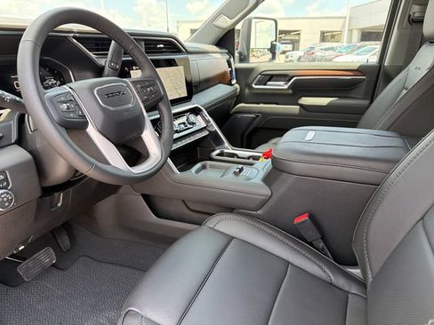 New 2026 GMC Sierra 2500 Denali w/ Denali Reserve Package AWD/4WD image 18