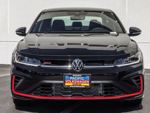 New 2026 Volkswagen Jetta GLI Autobahn image 2