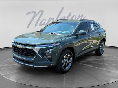 Used 2025 Chevrolet Trax LT w/ LT Convenience Package