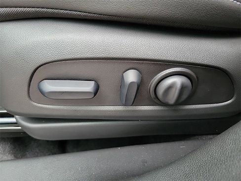 New 2026 Buick Encore GX Avenir w/ Avenir Technology Package image 17