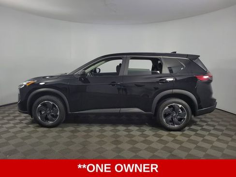 Used 2025 Nissan Rogue SV image 5