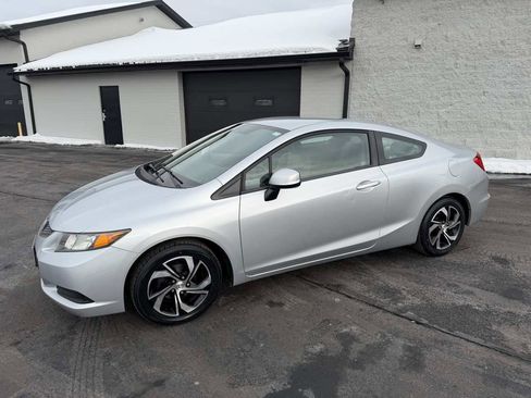 Used 2012 Honda Civic LX image 2