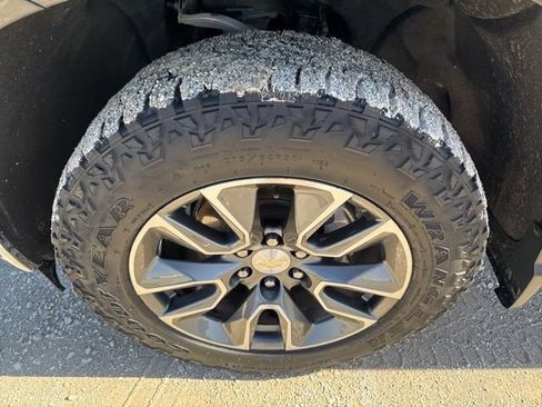 Used 2022 Chevrolet Silverado 1500 LT image 30