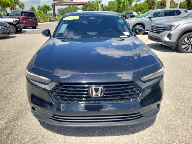 Used 2023 Honda Accord EX image 6