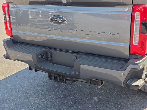 New 2026 Ford F350 Lariat w/ Black Appearance Package AWD/4WD image 15