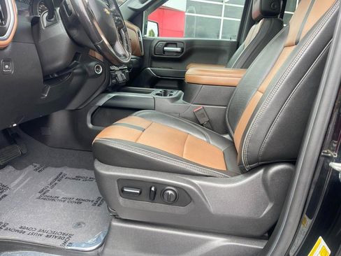 Used 2019 Chevrolet Silverado 1500 High Country image 23