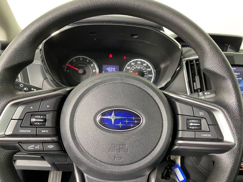 Used 2021 Subaru Crosstrek 2.0i image 12