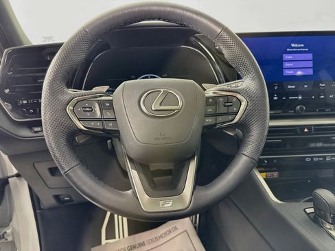 Used 2025 Lexus TX 350 AWD w/ Technology Package image 12