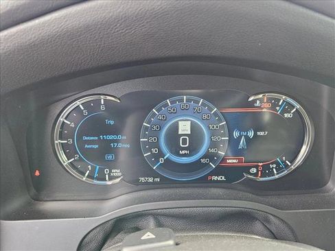 Used 2020 Cadillac Escalade ESV Luxury image 11