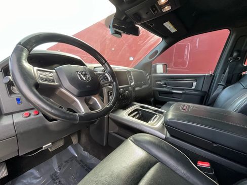 Used 2017 RAM 1500 Limited AWD/4WD image 9