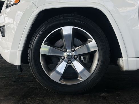 Used 2016 Jeep Grand Cherokee Overland AWD/4WD image 30