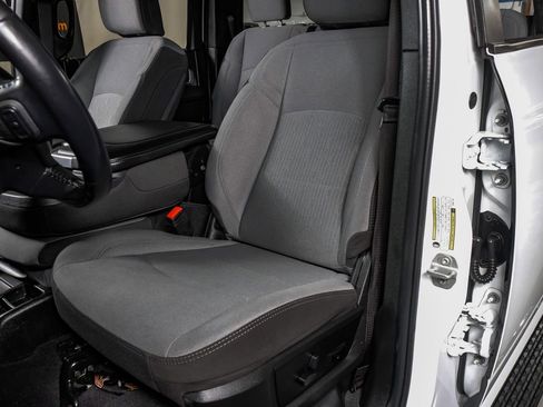 Used 2024 RAM 3500 Big Horn image 29