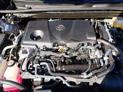 Certified 2022 Toyota Camry XSE image 31