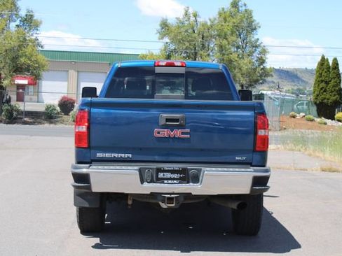 Used 2019 GMC Sierra 2500 SLT AWD/4WD image 4
