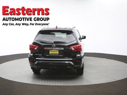 Used 2020 Nissan Pathfinder S FWD image 39