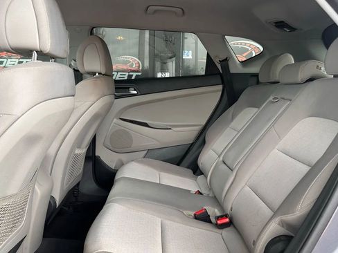 Used 2016 Hyundai Tucson Sport image 10