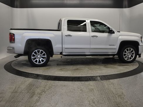 Used 2016 GMC Sierra 1500 Denali w/ Enhanced Driver Alert Package image 10