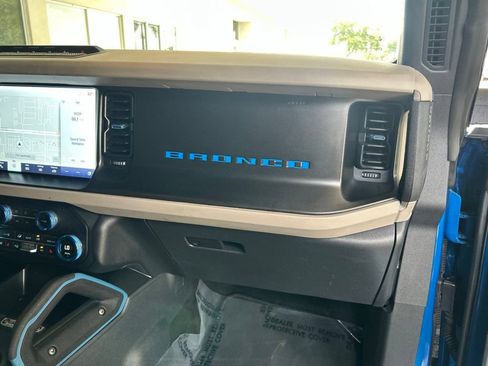Used 2021 Ford Bronco Wildtrak AWD/4WD image 26