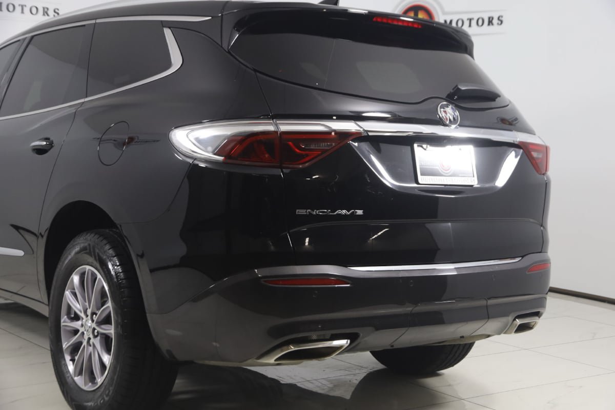 Used 2024 Buick Enclave Premium FWD image 21