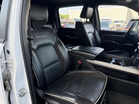 Used 2023 RAM 1500 Laramie AWD/4WD image 21