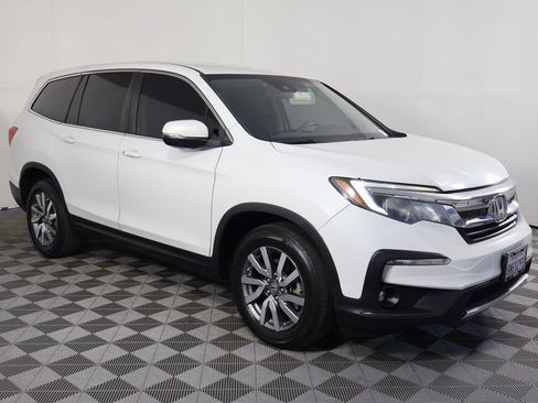 Used 2020 Honda Pilot EX image 2