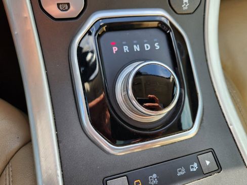 Used 2015 Land Rover Range Rover Evoque Pure Plus image 15