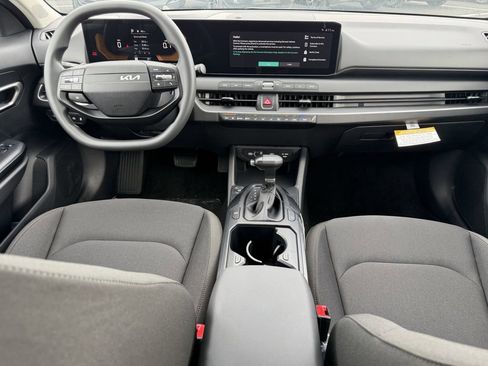 New 2026 Kia K4 FWD image 15