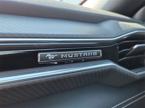 Used 2025 Ford Mustang GT Premium image 31