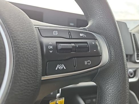 Certified 2025 Kia Sportage LX AWD/4WD image 14