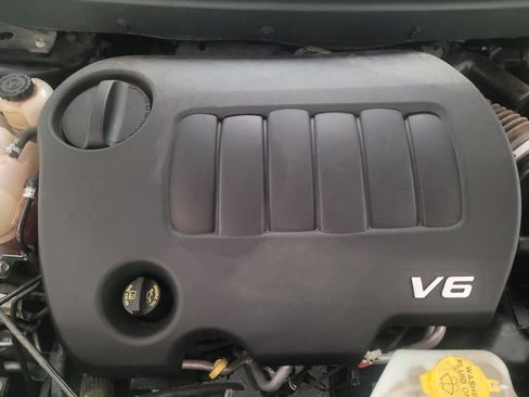 Used 2019 Dodge Journey SE w/ Connectivity Group FWD image 30