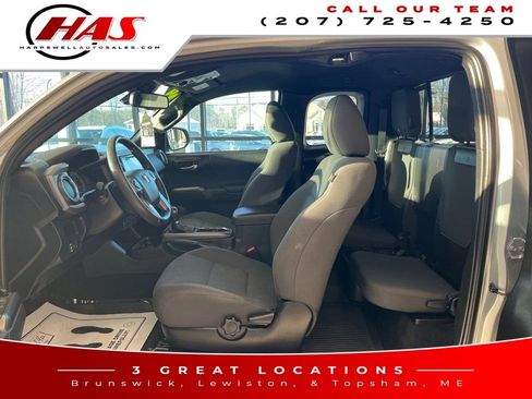 Used 2019 Toyota Tacoma 4x4 Access Cab image 9