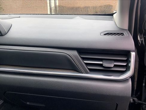 Used 2026 GMC Terrain Denali image 18